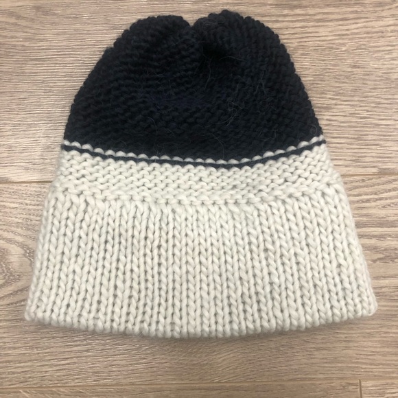 HandKnit 100% Lambswool Cozy Knit Kids Beanie - Navy and White - Picture 2 of 2